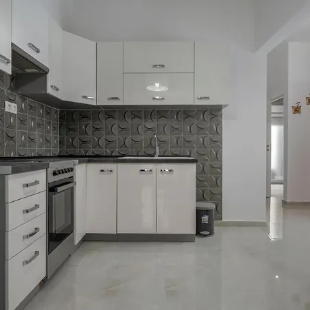 Kosmos Service Apartment City Center 3 With Additional Cost Parking Thessaloniki Exterior photo
